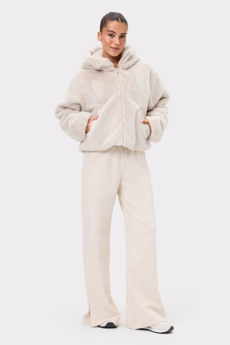 Kurtka z kapturem Corvella™ Fluffy