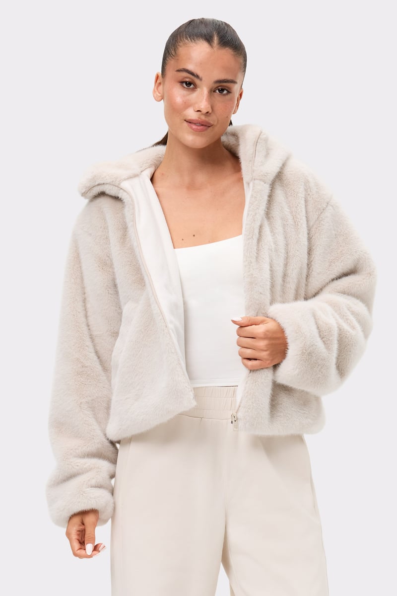 Kurtka z kapturem Corvella™ Fluffy